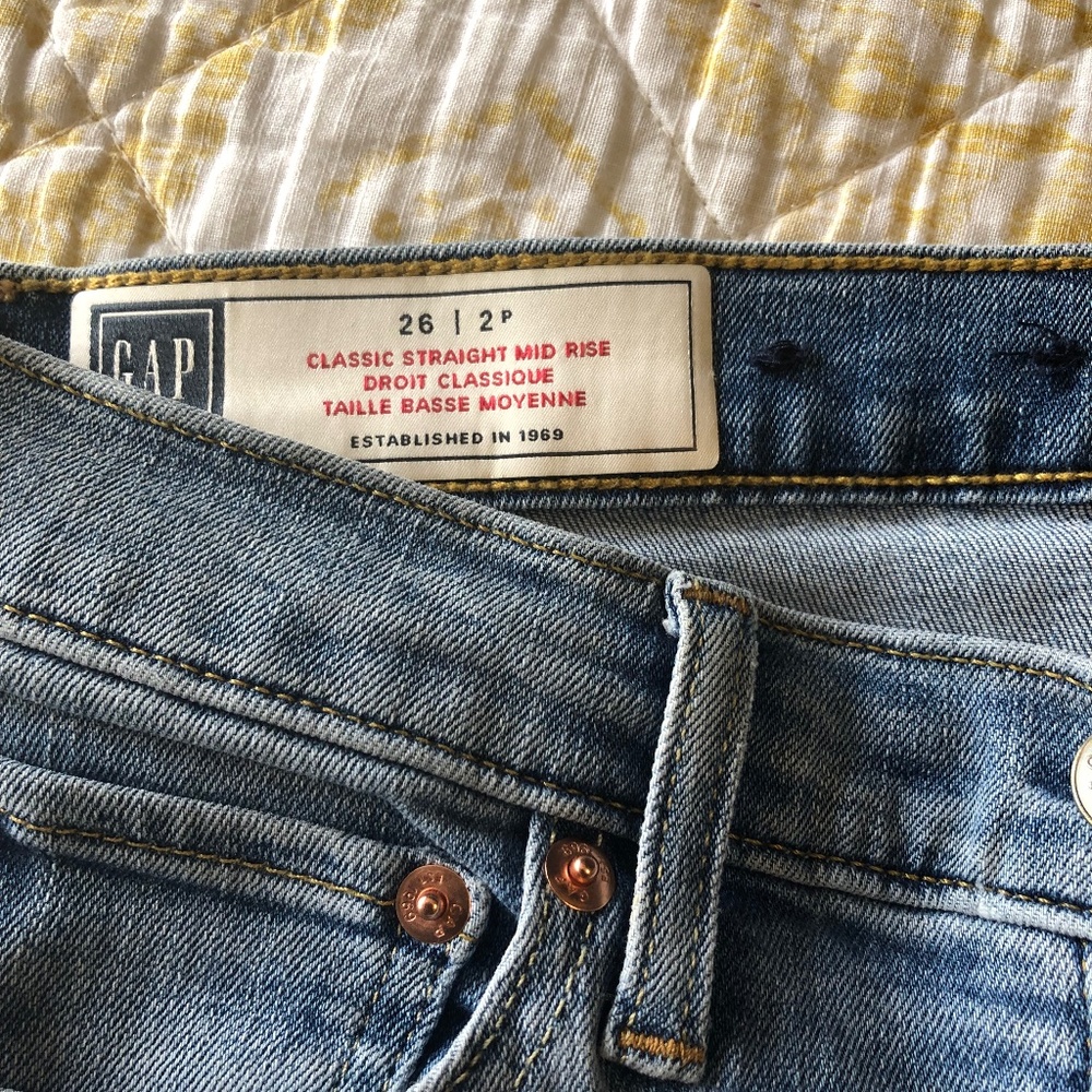 Gap 26/ 2p midrise